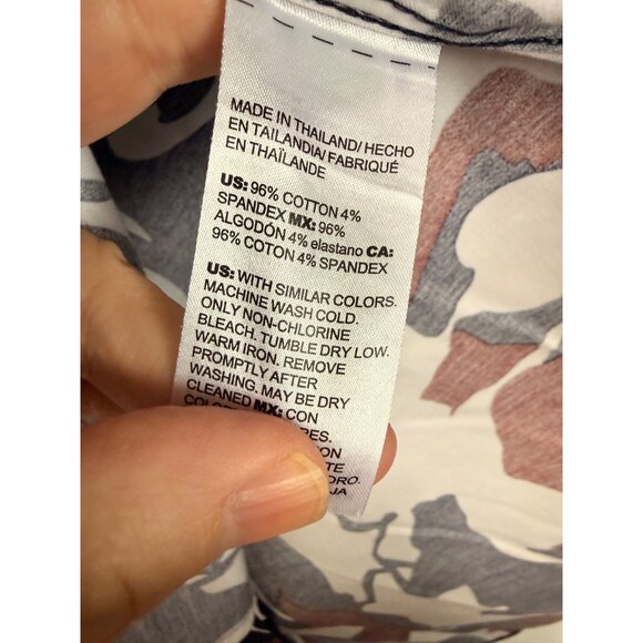 Chico's Button Down Shirt White Brown Blue Print Collared Womans 3/XL - Picture 4 of 6